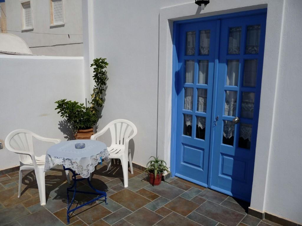 أنافي Floras Rooms And Studios المظهر الخارجي الصورة