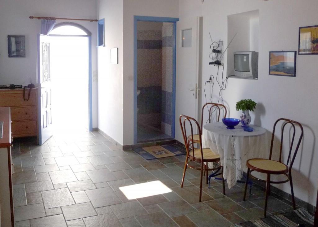 أنافي Floras Rooms And Studios المظهر الخارجي الصورة
