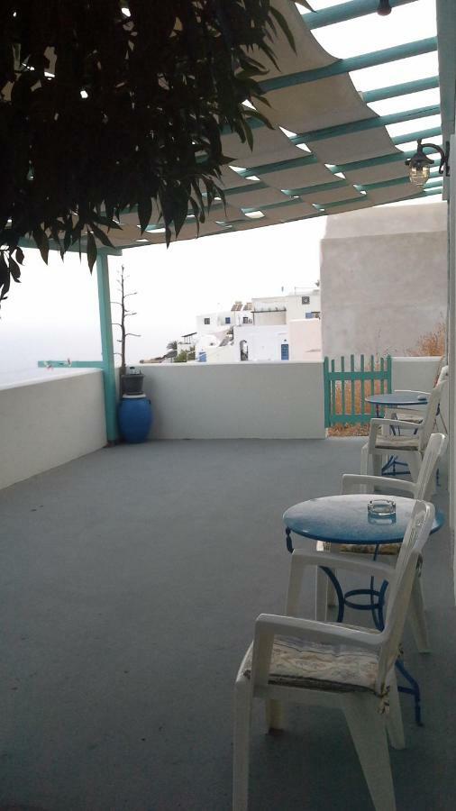 أنافي Floras Rooms And Studios المظهر الخارجي الصورة